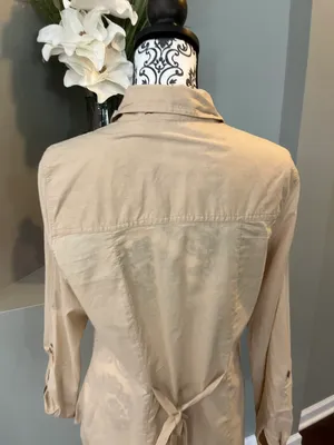 Nine West Jeans Size Medium Tan Button Down Shirt thumbnail 8