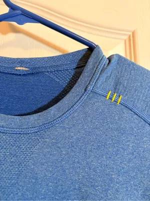 Lululemon blue swiftly. Sz Small. Excellent condition thumbnail 3