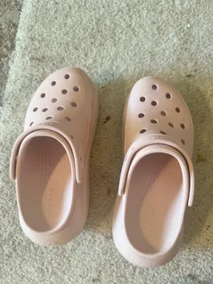 Platform Crocs Women’s thumbnail 2