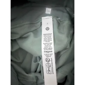 NWT Lululemon Dark Green High-Rise Active Biker Shorts - Size 2 thumbnail 7