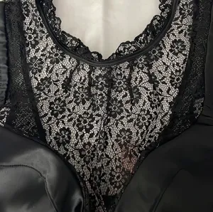Victoria's Secret Satin & Lace Bra Top Crop Top 32C thumbnail 2