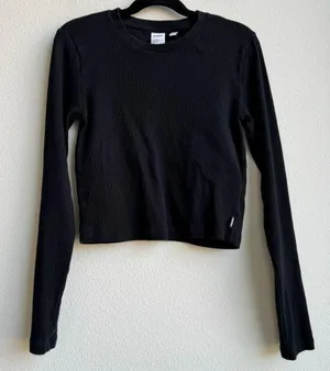 Aritzia Home Stretch Rib Crew Waist Longsleeve Stretch Rib longsleeve Size Small thumbnail 1