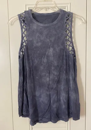 American Eagle Outfitters Shirt thumbnail 1