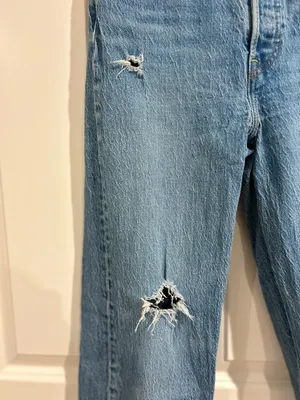 Levi’s Ribcage Straight Ankle Jeans thumbnail 9
