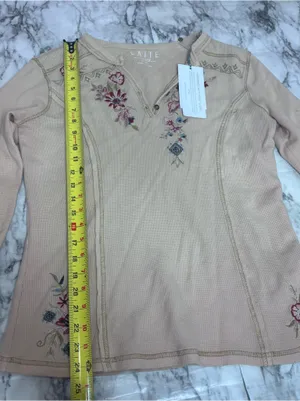 Anthropologie Caite NWT Cream Embroidered Henley Long-Sleeve Top Small thumbnail 8