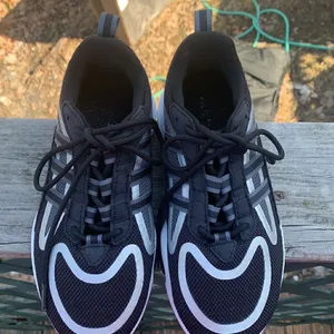 Adidas Haiwee Core Black Sz 6.5 thumbnail 5