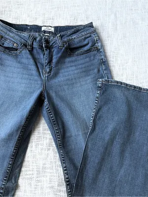 Shyanne Bootcut Embroidered Western Mid Rise Jeans 🐎 Size 33 Short thumbnail 2