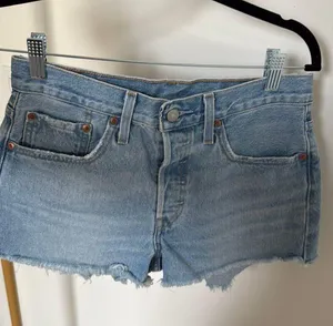 Levi’s 501 Denim Shorts thumbnail 1