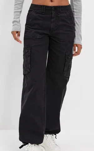 American Eagle AE Snappy Stretch Baggy Cargo Jogger Pants Black Size 6 thumbnail 1