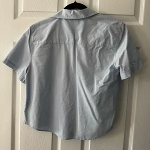 Sundeh Aritzia Button Down Crop Top  thumbnail 3