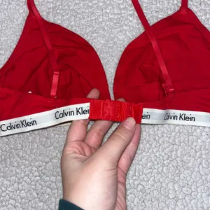 Calvin Klein Bralette thumbnail 4