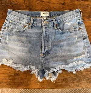 Agolde Light Washed Distressed Button Fly Cutoffs 3" Inseam Size 29 thumbnail 1