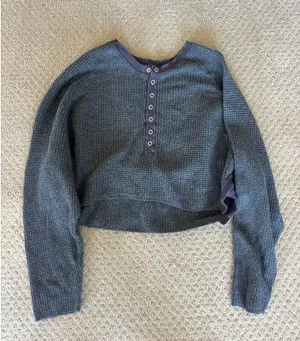 Urban Outfitters Top thumbnail 1