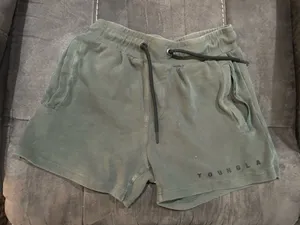 YoungLa shorts Green Size M thumbnail 1