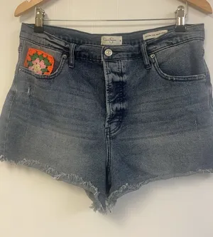 Jessica‎ Simpson Infinite High-Waist Cut Off Jean Shorts - Size 32 Knit Patch thumbnail 1