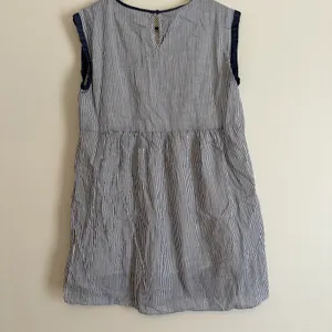 Savanna Jane Striped Floral Embroidered Dress size M Blue White Sleeveless thumbnail 3