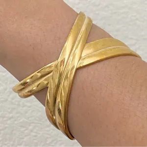 Vintage MCM Gold Brass Figure 8 Open Cuff Bangle Bracelet 57g thumbnail 5