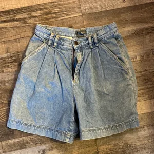 Casual Light Blue Women's Jean Shorts / DG57 thumbnail 1
