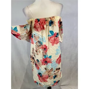 PinkBlush maternity beautiful off shoulder floral dress size small NWOT thumbnail 3