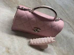 🤍 Pink Marble Hair Clip 🎀 thumbnail 2