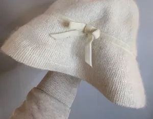 Gap Angora Winter hat thumbnail 1