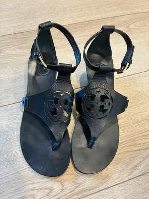 Tory Burch Women’s Zoey Wedge Thong Sandal Black Size 5.5 thumbnail 4