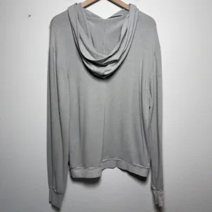 Wildfox Women Hoodie Medium Gray Shopping Is My Cardio Graphic Sweatshirt thumbnail 5