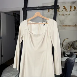 ALEXIS Vanna Ivory Cream Faux Leather Mini Dress Womens Large EUC $385 thumbnail 4