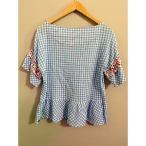 Matilda Jane Blue Gingham Ruffle Top Floral Trim Short Sleeve Womens Size S thumbnail 5