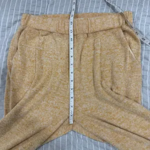Kittenish orange joggers large‎ thumbnail 3