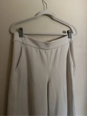 lululemon Softstreme High-Rise Wide-Leg Cropped Pant Sz L Light Ivory thumbnail 6