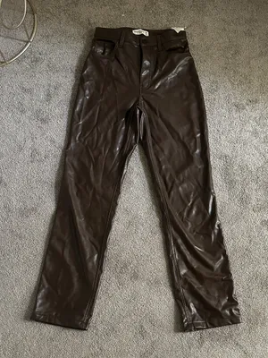 Abercrombie & Fitch 90’s Straight Ultra High Rise Leather Pants thumbnail 1