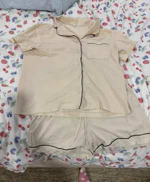 Uniqlo Silk Sleep Set thumbnail 1