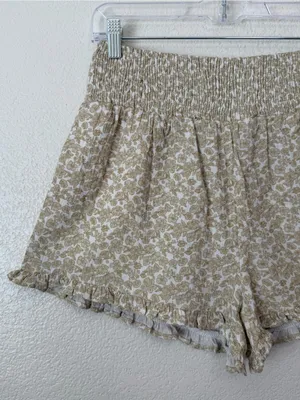 NWOT Entro 100% Cotton Tan Floral Smocked High-Waisted Ruffle Shorts, Sz Small thumbnail 2