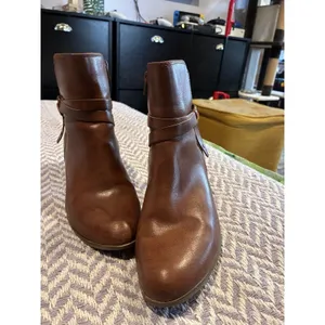 Frye & Co Italia Brown Ankle Boots Womens Size 9M Side Zip Block Heel Booties thumbnail 10