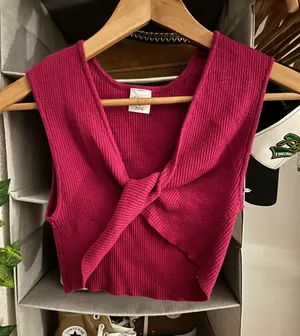 reversible tank thumbnail 1