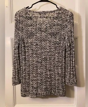ST. JOHN SPORT Keyhole Front 3/4 Sleeve Open Knit Sweater Gray Sz Medium thumbnail 5