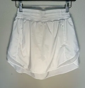 Lululemon Hotty Hot Skirt Women’s White size 4 thumbnail 1