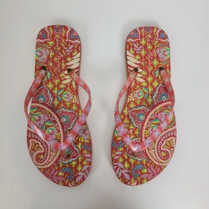 Vera Bradley Paisley in Paradise Womens Flip Flops Size 9 Pink Slip-On Summer thumbnail 5