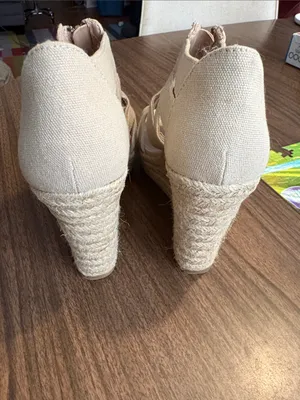 Beige Canvas Size 8 Espadrille Wedge Sandals Merona thumbnail 4