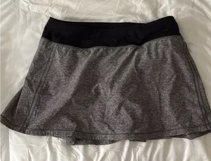 Grey lululemon skirt  thumbnail 1