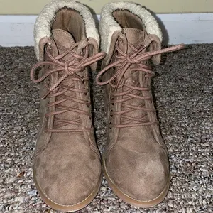 Womens Wet Seal Booties with Heel thumbnail 1
