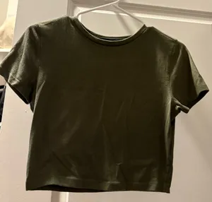 Wild Fable Crop Top Green thumbnail 1