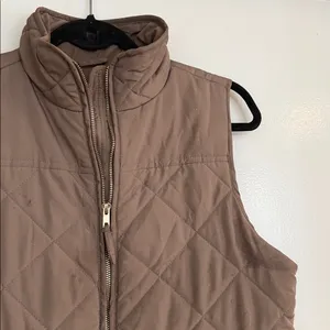 Thread & Supply Quilted Brown Sleeveless Vest thumbnail 5