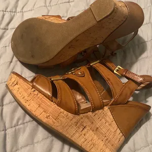 - G by Guess Brown Sandals thumbnail 1