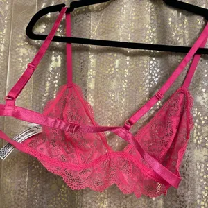 Free People Bright‎ Eyes Hot Pink Romantic Coquette Sheer Lace Bralette M NWOT thumbnail 5