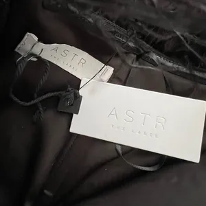 ASTR the label-RAVEN FEATHER TRIM MINI DRESS thumbnail 7