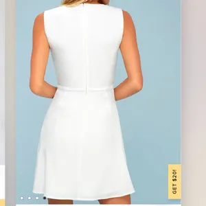 NWT Lulus Florentia White‎ Crochet Lace Chiffon Flare Sleeve Skater Dress MEDIUM thumbnail 4
