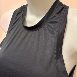 Vuori Crewneck Racerback Waist Length Tank Black Sz M Relaxed Fit Performance thumbnail 4