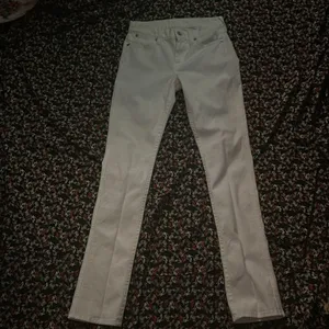 7 For All Mankind 7FAM White Jeans 24 Boho Casual Festival Hippie Minimalist thumbnail 1